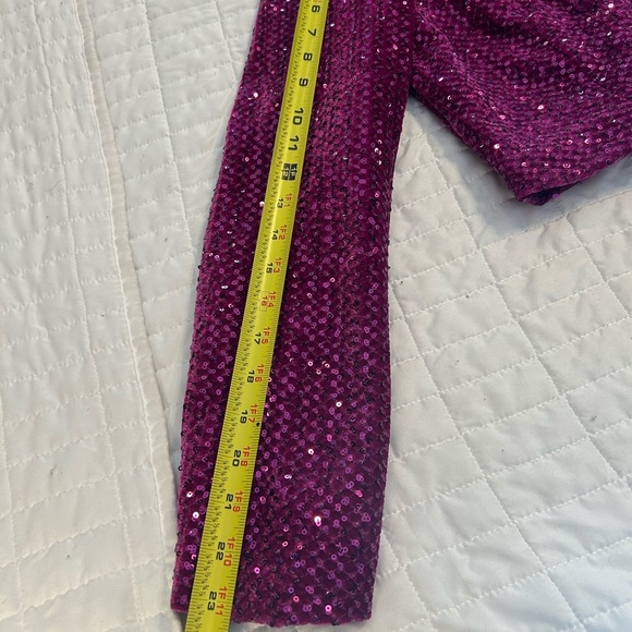 💜 Forever 21 Purple Velvet Sequin Blazer & Short Set – NWT – Size M (Orig. $80) - Picture 6 of 7